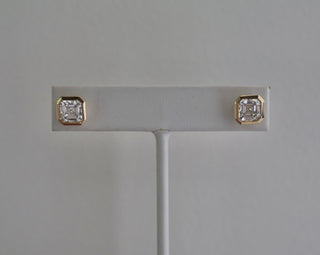 ASSCHER BEZEL STUDS