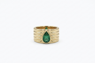 SIENNA EMERALD RING