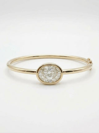 OVAL BANGLE